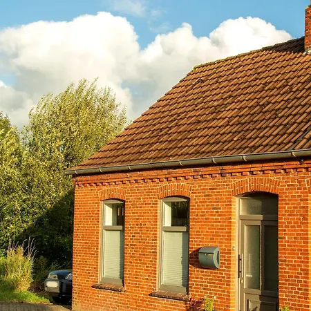 Apartment Lille Huus In Bei Emden Hinte